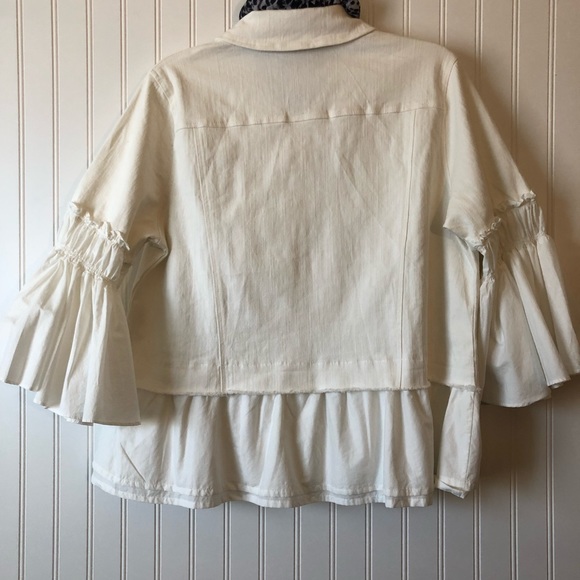 Jean Jacket With Bell Sleeves - Picture 4 of 8